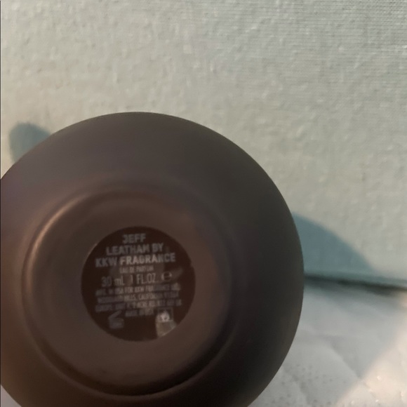 KKW NIGHT IRIS FRAGRANCE - Picture 3 of 3